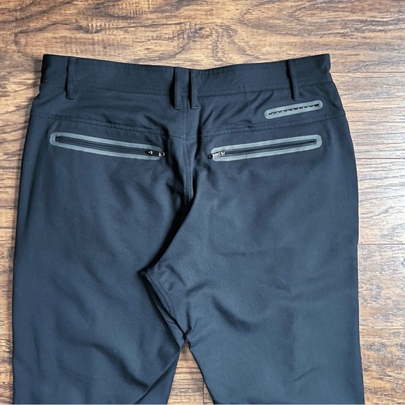 Lululemon • Commute Pant black Ascent straight leg flat front ABC zip pocket - Picture 13 of 16